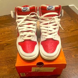 2002’ Nike Dunk High “Clippers” size 7.5